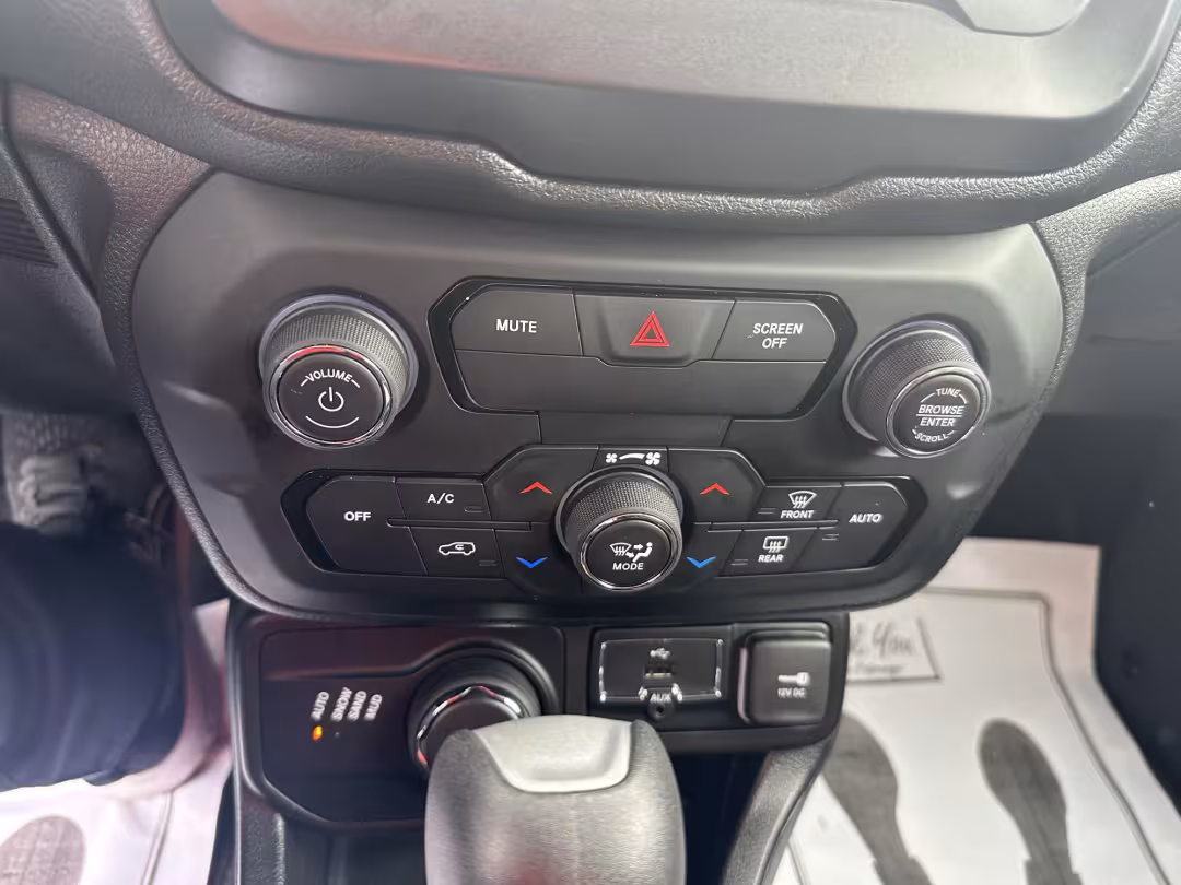 2020 Jeep Renegade - ZACNJBBB7LPL73657 - Image #6