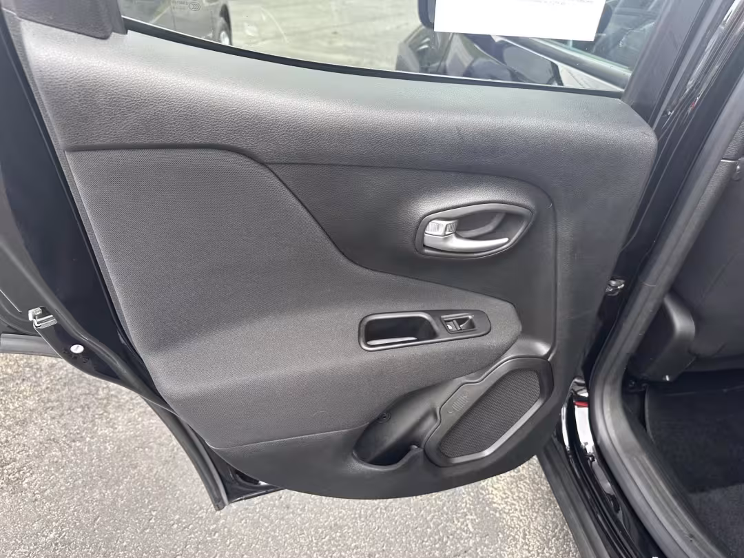 2020 Jeep Renegade - ZACNJBBB7LPL73657 - Image #7